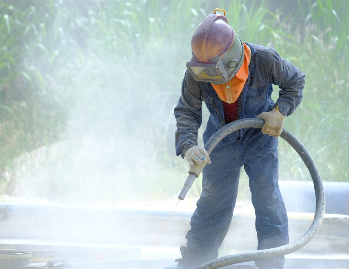 ブラスト廃材に混ぜるだけで効果を発揮、大きな手間は掛かりません。