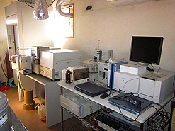 土壌汚染対策法・水質汚濁防止法に関わる有害物質を分析できます。